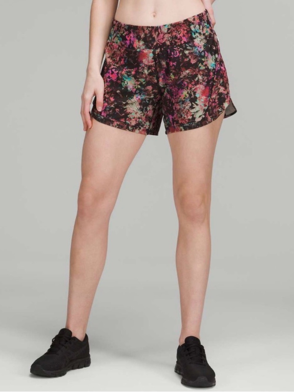 Lululemon Track That Mid-Rise Short 4